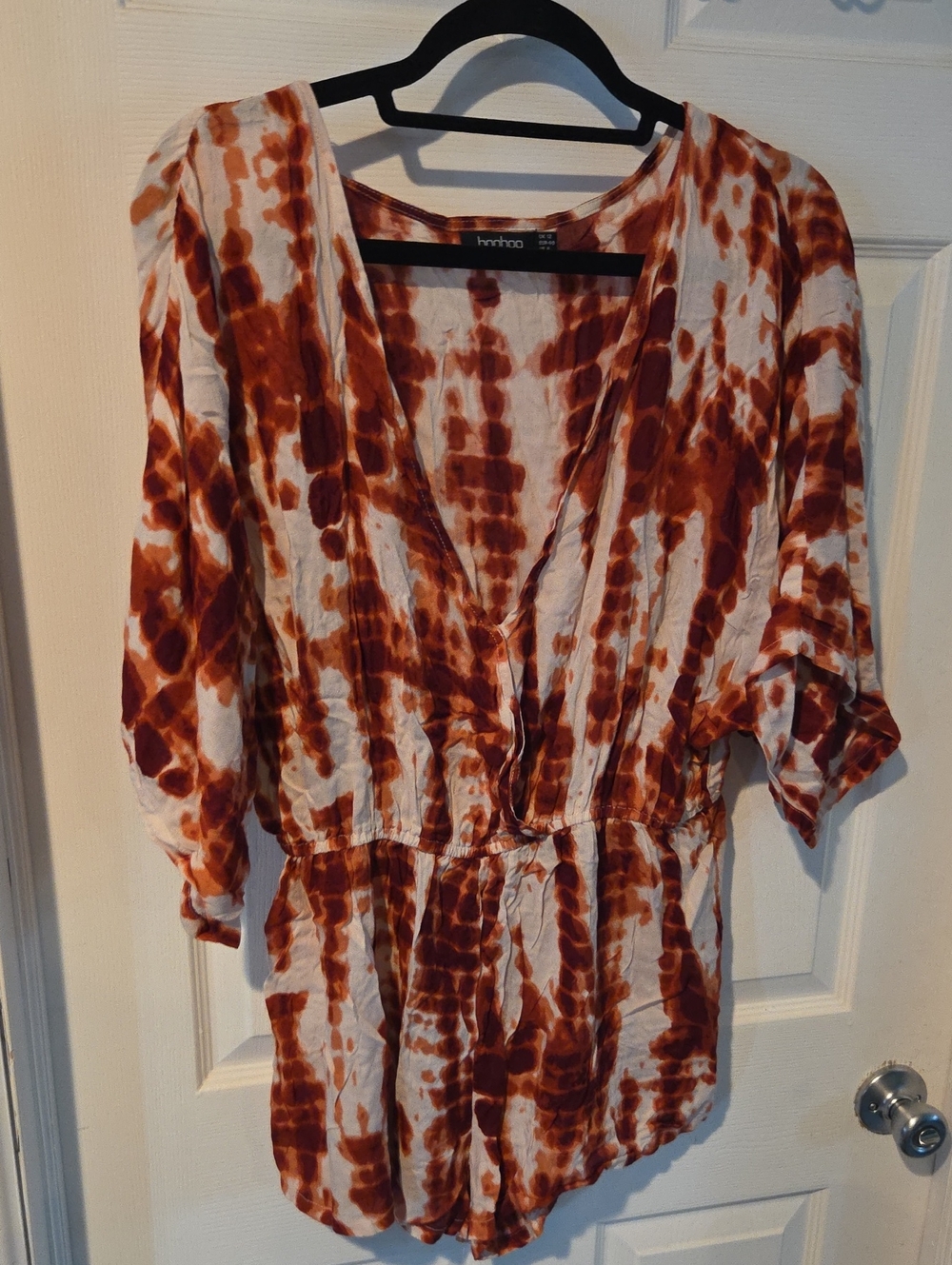 Boohoo Rust Tie-Dye V-Neck Romper